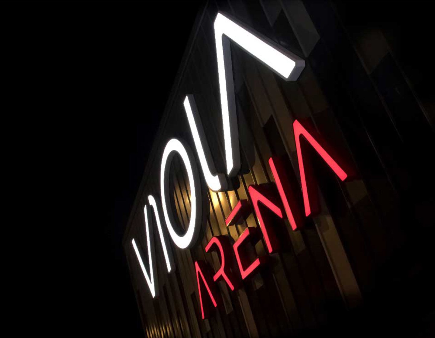 Viola Arena